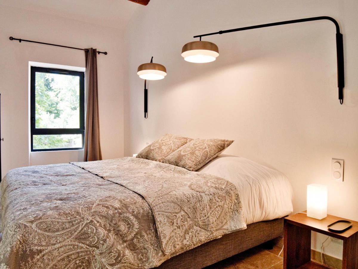 La Bambouseraie De Sulauze Homestay *