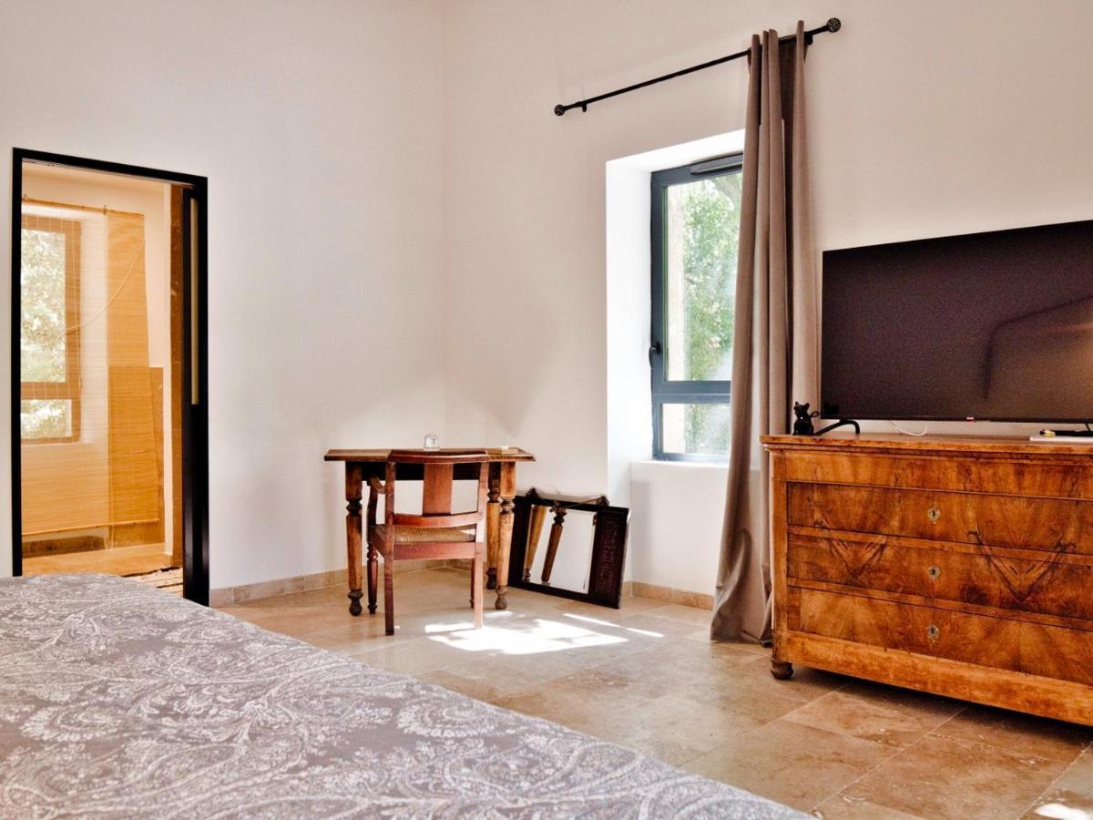 Homestay La Bambouseraie De Sulauze Miramas