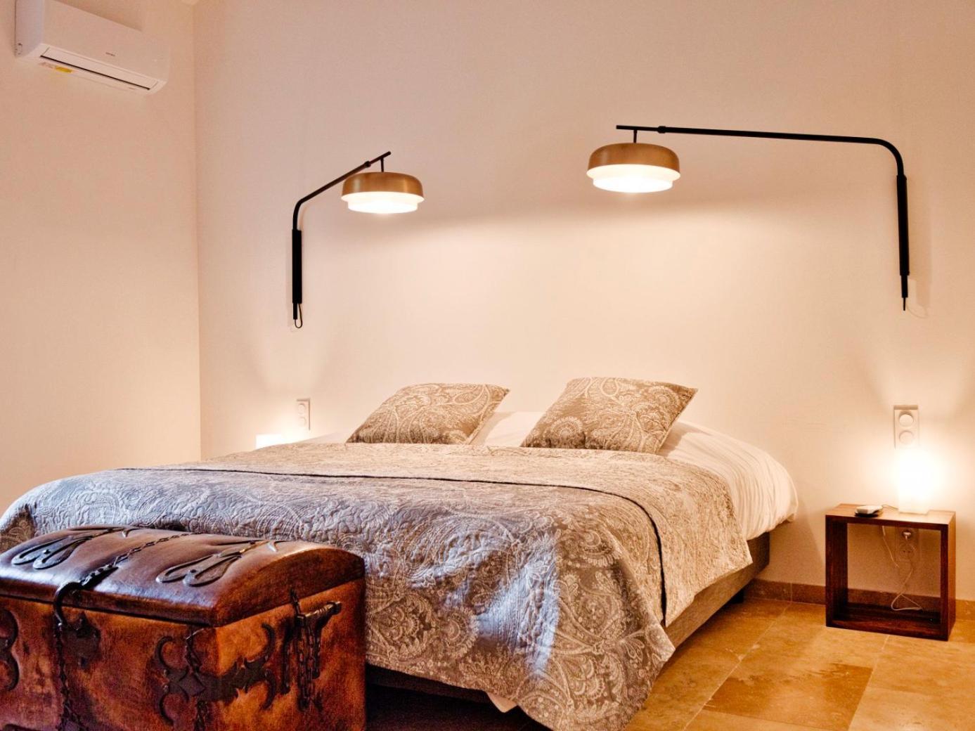La Bambouseraie De Sulauze Homestay *